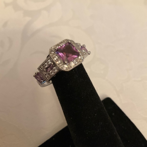 Created Pink Sapphire Princess Halo Ring Size 8 Silvertone Band - Picture 10 of 11